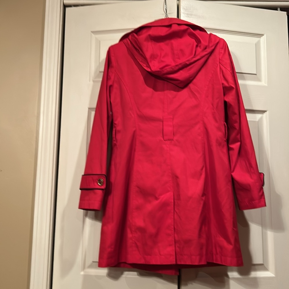 Michael Kors Small - Stylish Red Women's Jacket, Zip Front w/Detachable Hood. - Picture 6 of 11